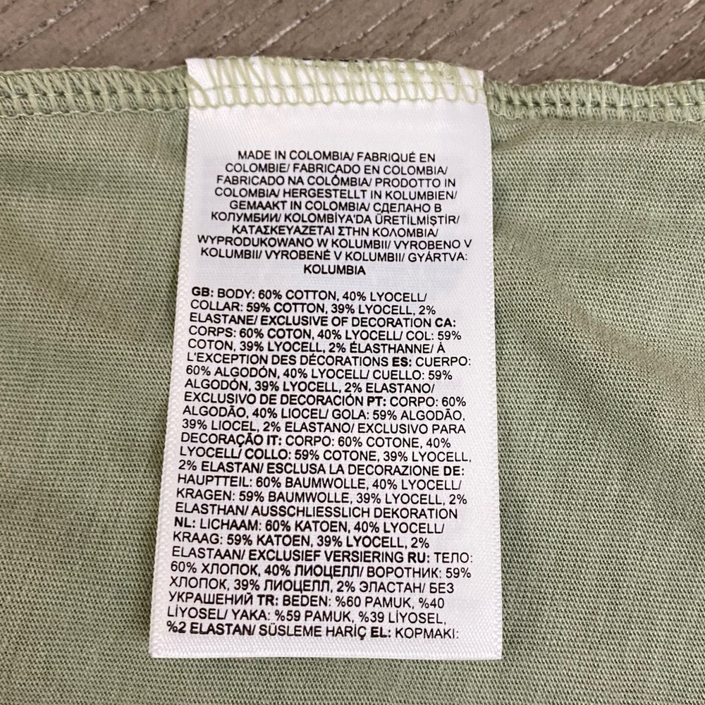 NWT The North Face Women’s Tea Green W Terrain SS Large Short Sleeve Tee - Picture 10 of 16